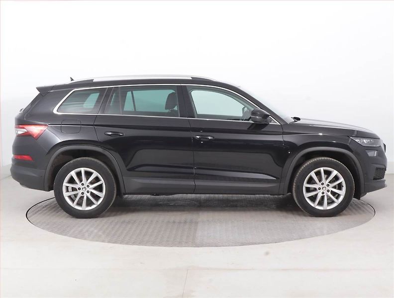 Škoda Kodiaq (2023) 1.5 TSI - fotka 6 z 16
