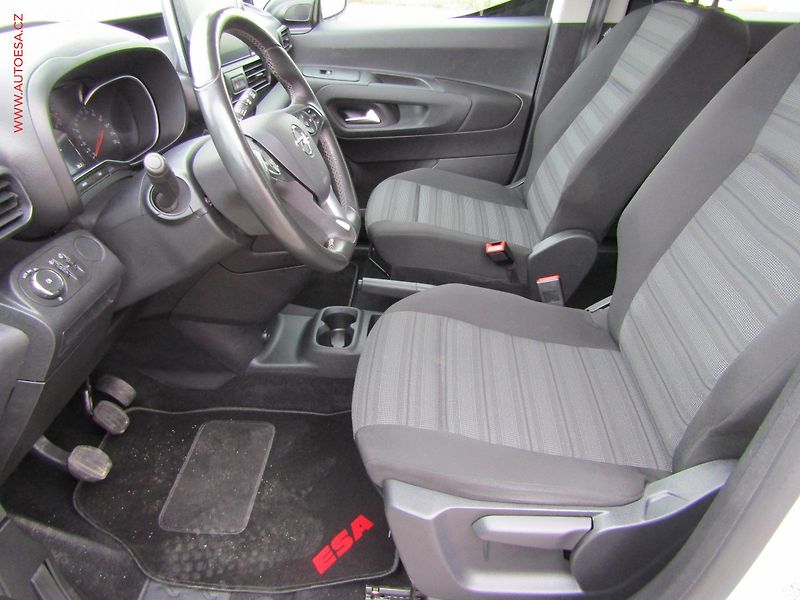 Opel Combo (2020) 1.5CDTi MAXi XL, Life, +kola - fotka 9 z 19