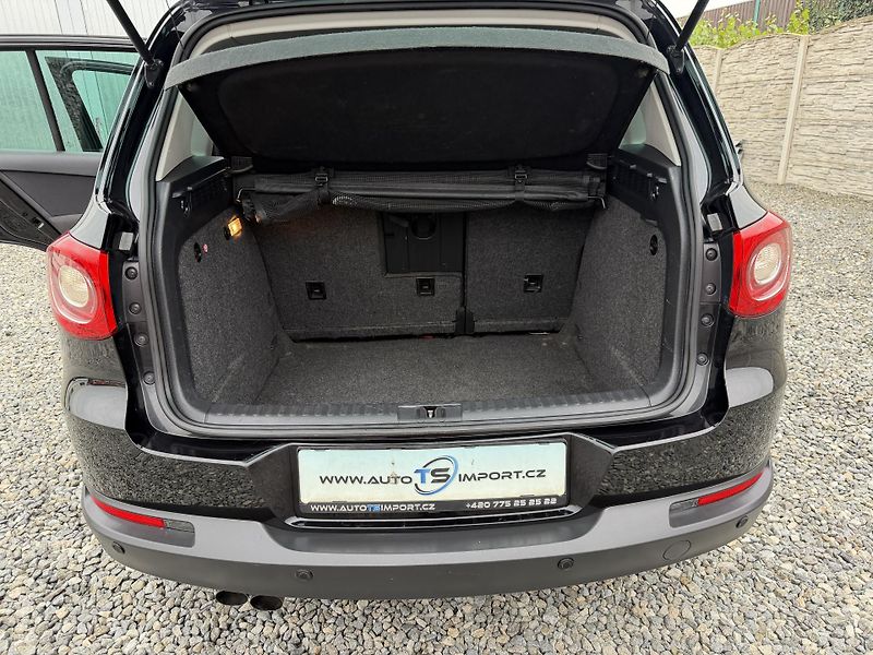 Volkswagen Tiguan 140PS 4x4 DSG PANORAMA - fotka 106 z 158