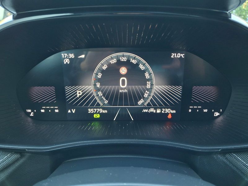Škoda Fabia (2025) Top Selection DSG 1,0TSi 85kW - fotka 16 z 34