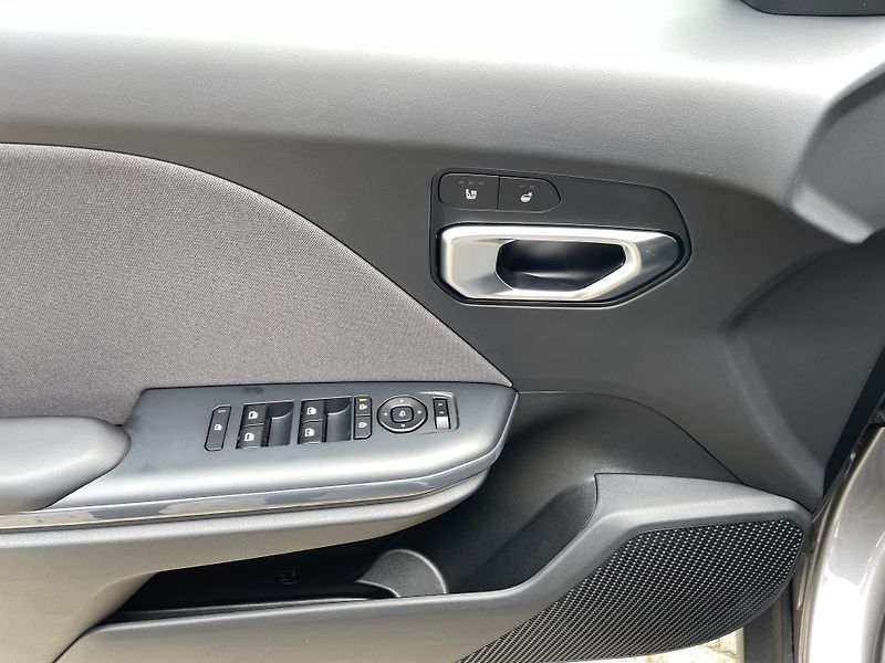 Kia K4 Sportswagon (2026) 1.0T-GDi  MHEV 7DCT EXCLUSIVE - fotka 11 z 26