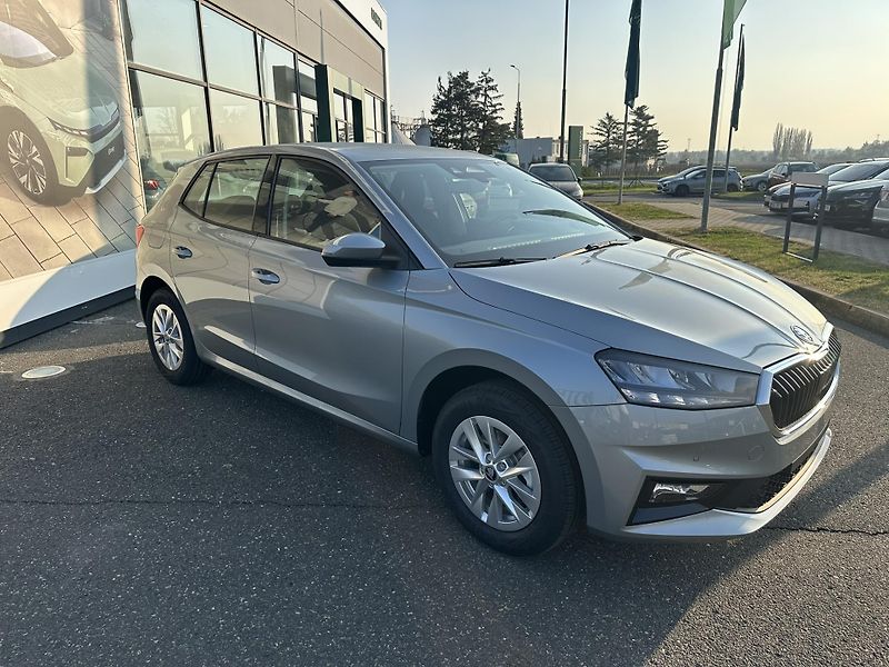 Škoda Fabia CLASSIC 1.0TSI 85kW + tažné - fotka 4 z 13