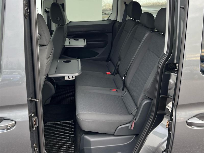 Volkswagen Caddy 2,0 TDi 90kW 4Motion LIFE - fotka 13 z 24