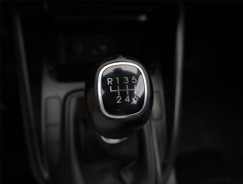 Kia Carens (2017) 1.7 CRDi, ČR,1.maj, Serv.kniha - fotka 13 z 15