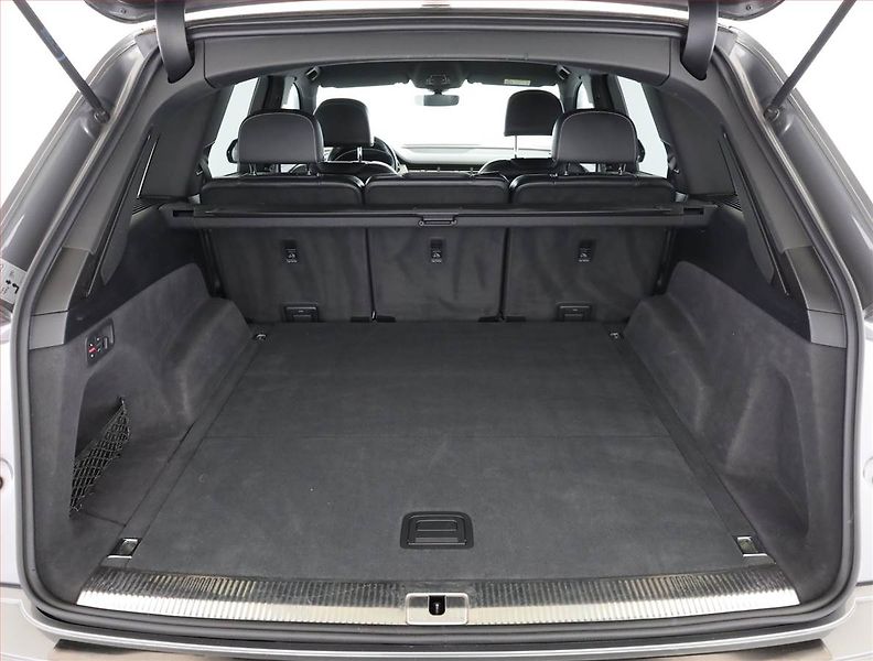 Audi Q7 (2017) S-Line 3.0 TDI - fotka 20 z 21