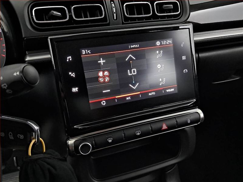 Citroën C3 (2021) 1.2 PureTech, Automat - fotka 12 z 17