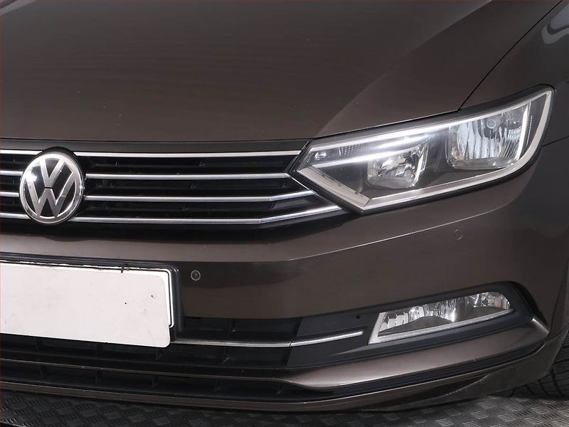 Volkswagen Passat (2016) Comfortline 1.6 TDI, Navi - fotka 19 z 19