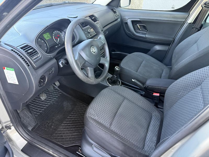 Škoda Roomster 1,2TSI Panorama - fotka 8 z 22