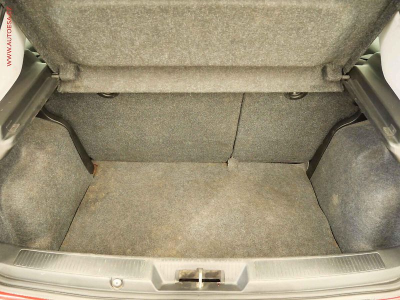 Fiat Punto (2010) 1.2i, 2.maj,ČR, AC - fotka 7 z 18