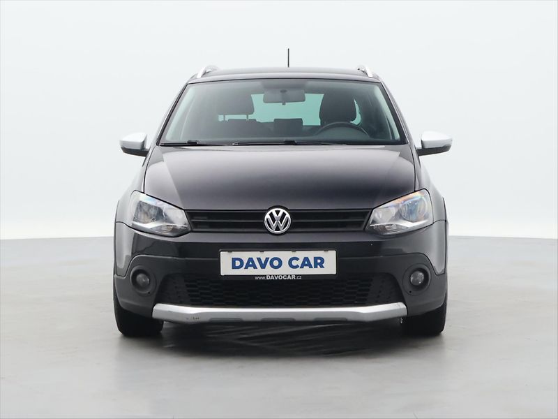 Volkswagen Polo 1,4 i 63kW Cross AutoKlima - fotka 2 z 34