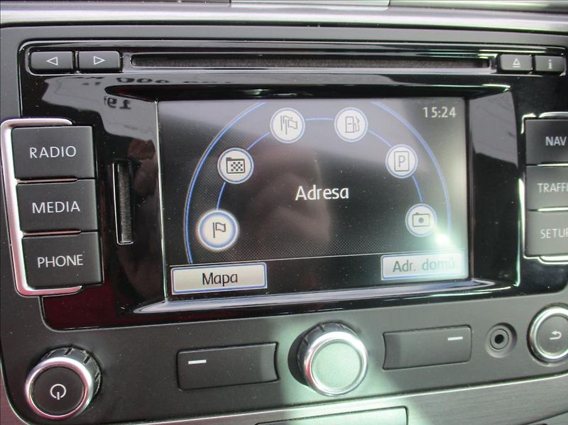 Volkswagen Passat 1,4 TSI,DSG,aut.klima,Navi, - fotka 21 z 47