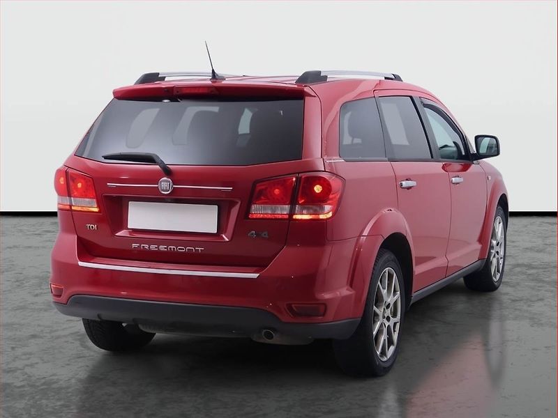 Fiat Freemont (2012) 2.0 MultiJet, 4X4, Automat - fotka 5 z 16