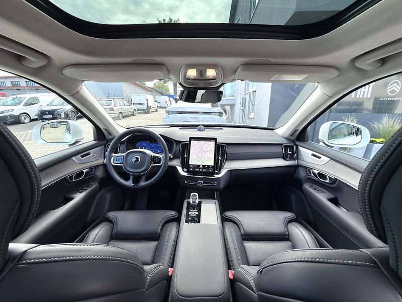 Volvo XC90 B5 AWD ULTRA BRIGHT // +kola  - fotka 21 z 59