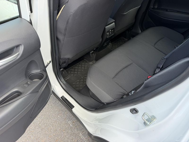 Toyota Corolla Cross 1,8i hybrid automat navigace - fotka 19 z 21