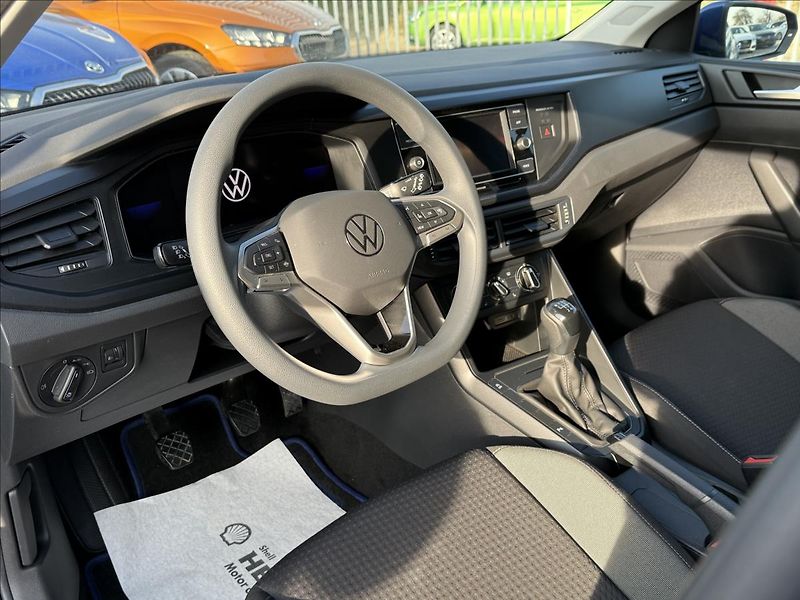Volkswagen Polo TSI 70kW FACE VIRTUAL 15tKm - fotka 10 z 26