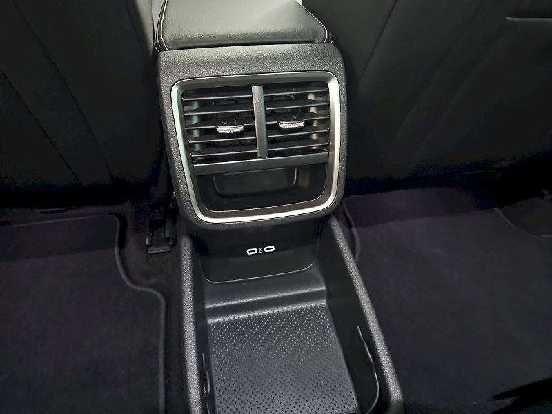 Škoda Octavia (2024) 1.5TSi DSG TOP SELECTION TAŽNÉ - fotka 27 z 30