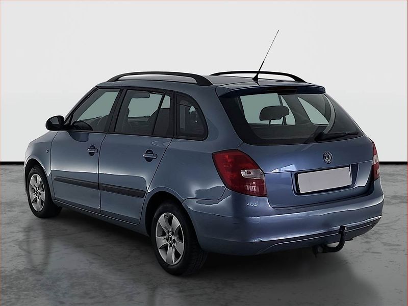 Škoda Fabia (2010) Ambition 1.2 TSI - fotka 4 z 15