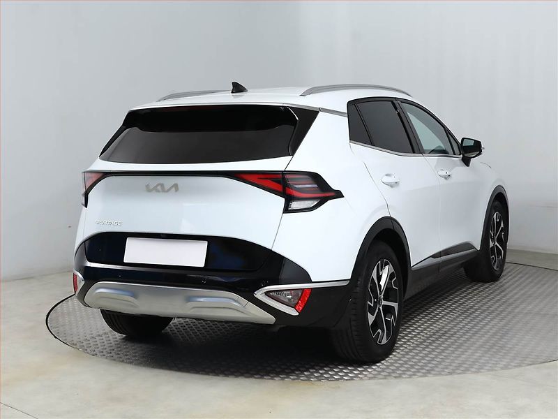 Kia Sportage (2022) 1.6 CRDi, Serv.kniha, Kůže - fotka 5 z 23