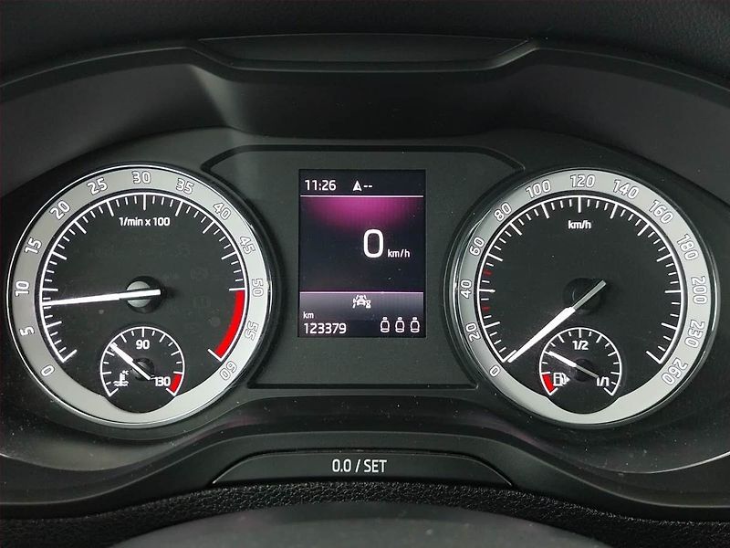 Škoda Karoq (2021) Sportline 2.0 TDI - fotka 11 z 21