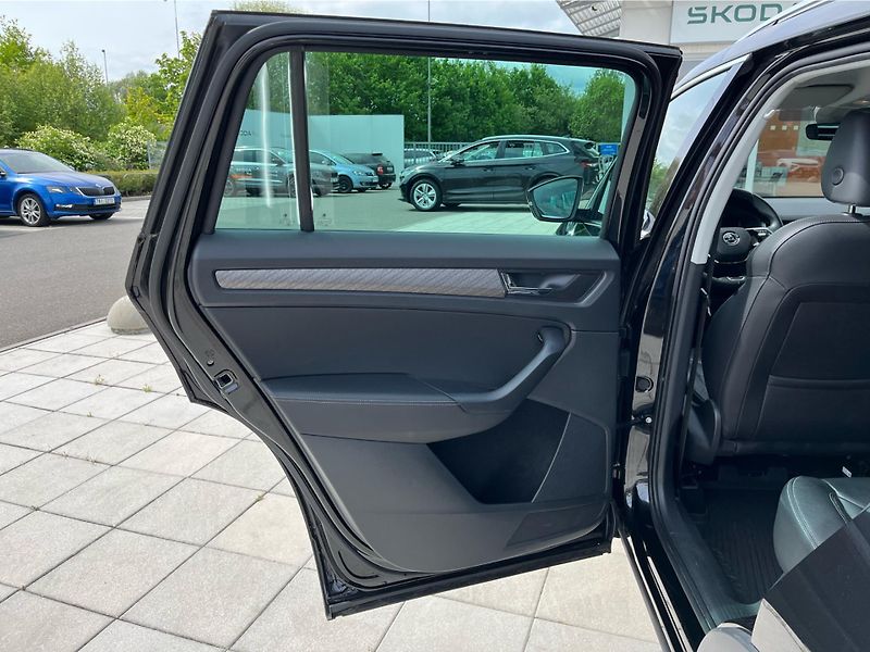 Škoda Kodiaq 2.0 TDI 147 kW DSG 4x4 STYLE - fotka 23 z 30