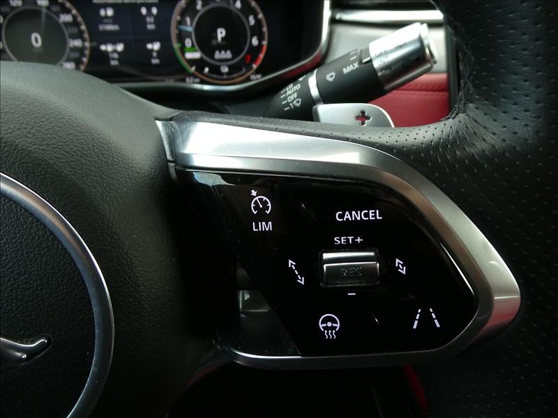 Jaguar F-Pace 2,0 P400e PHEV HSE,1Maj,ČR DPH - fotka 26 z 44
