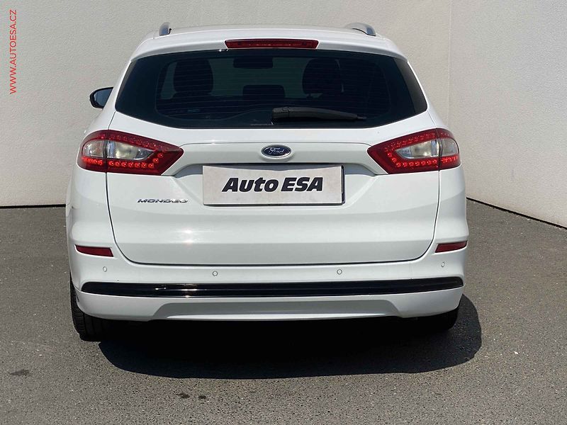 Ford Mondeo (2015) 2.0 TDCi, ČR, LED, park.čidla - fotka 5 z 16
