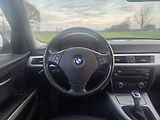 BMW Řada 3 (2009) 320d, 130 kW,2.sada kol,manual - náhled 17