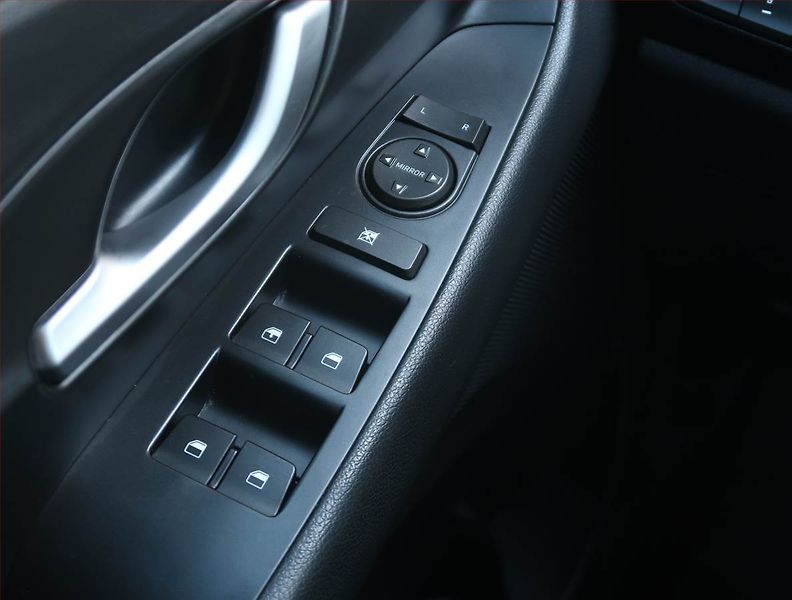 Hyundai i30 (2018) 1.0 T-GDI, Serv.kniha - fotka 16 z 18