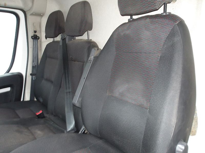 Citroën Jumper 2,2HDi L3H3 PO ROZVODECH !!! - fotka 27 z 35
