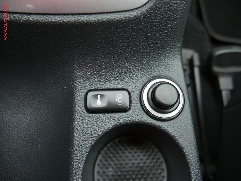 Škoda Octavia (2011) 2.0 TDi, RS, DSG, bixen - fotka 20 z 20
