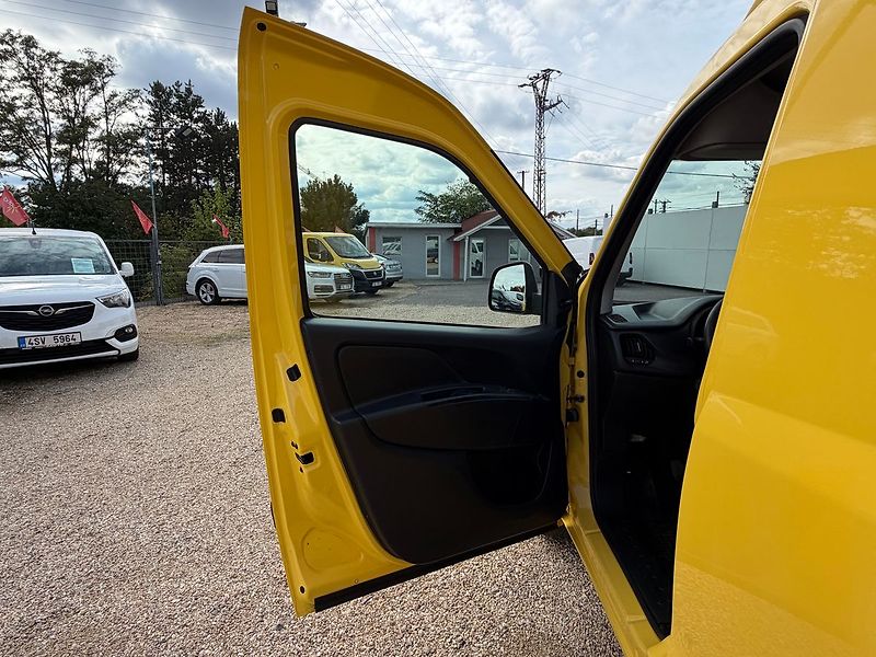 Fiat Dobló 1.6mJTD 77kW*ZADÁNO* - fotka 13 z 22