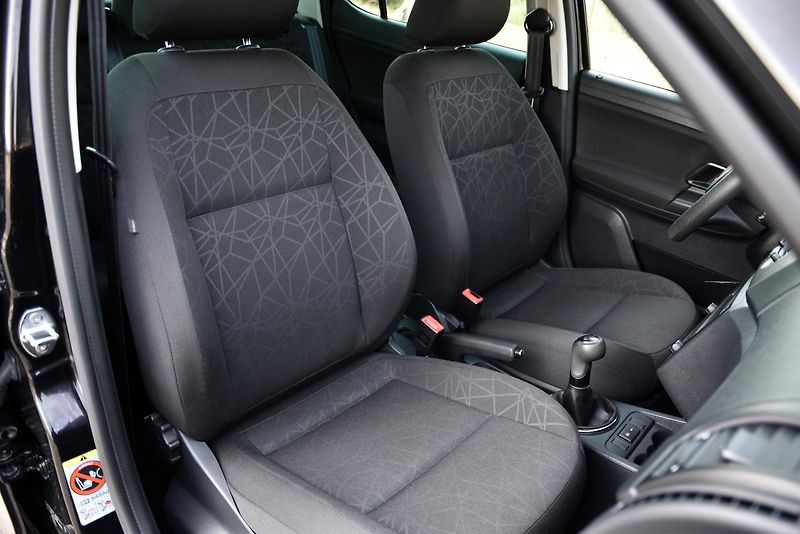 Škoda Fabia 1.6 TDi CR FAMILY, KLIMA, TEMP - fotka 30 z 50