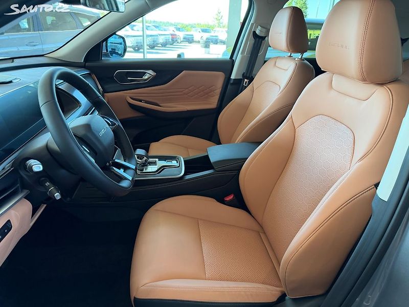 BAIC X75 (2026) ALL IN 130 kW Panorama DCT - fotka 13 z 27