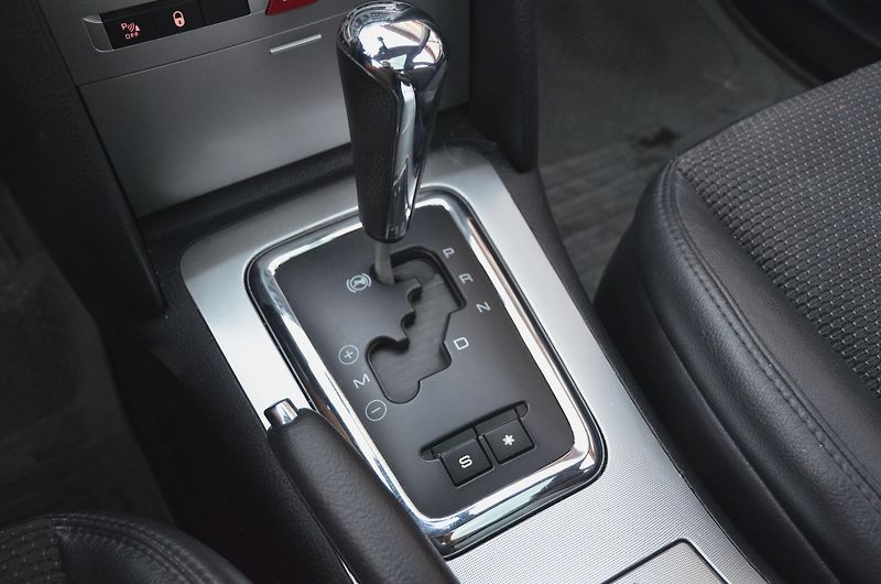 Peugeot 407 (2008) SW 2.0 HDi 100kW AT / PANORAMA - fotka 29 z 31