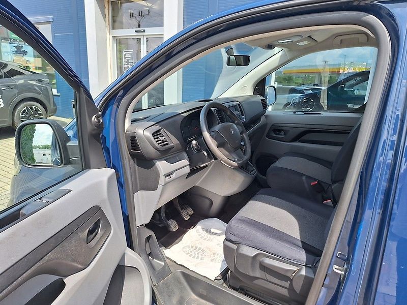 Peugeot Traveller (2017) Expert Combi L2 2.0 BHDi 150k - fotka 11 z 15