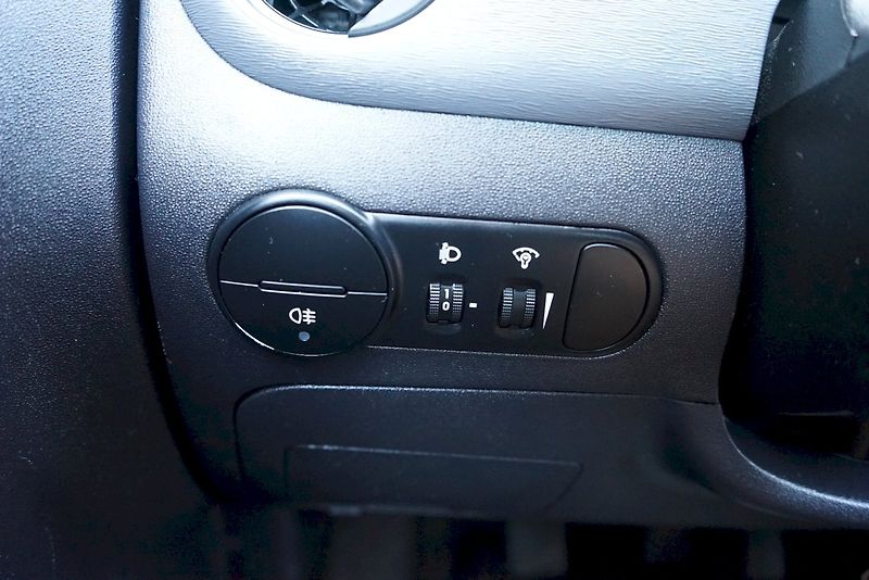 Hyundai i10 (2012) Classic - fotka 14 z 20