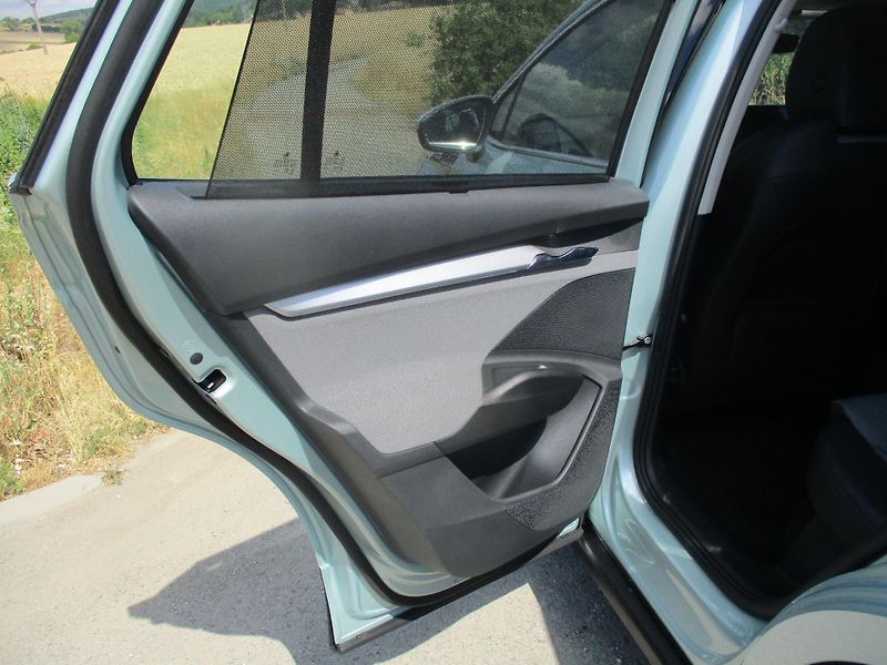Škoda Enyaq iV 80 LOFT 150kW 82kWh TČ - fotka 42 z 54