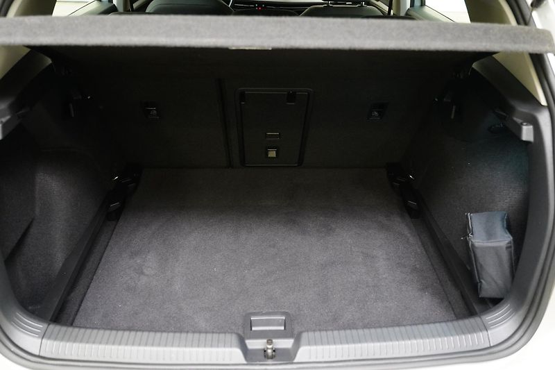 Volkswagen Golf - fotka 24 z 24