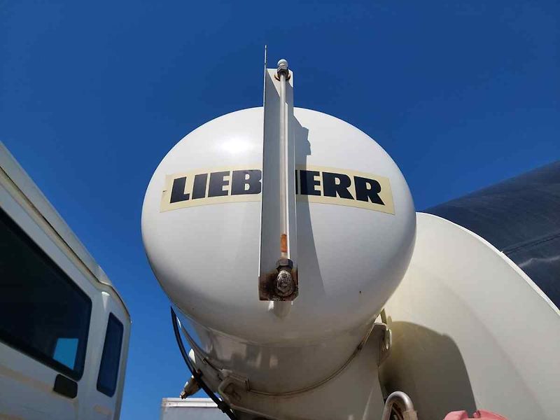 MAN TGS 32.460 BB mix Liebherr 9m3 - fotka 12 z 84