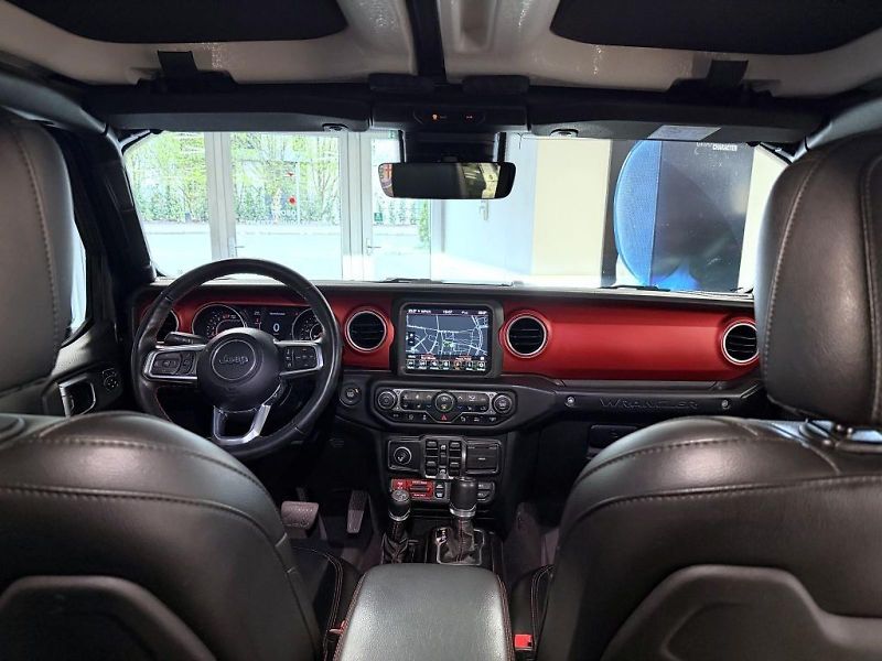 Jeep Wrangler (2022) Unlimited JL 2.0T 4x4 272k AT8 - fotka 23 z 24