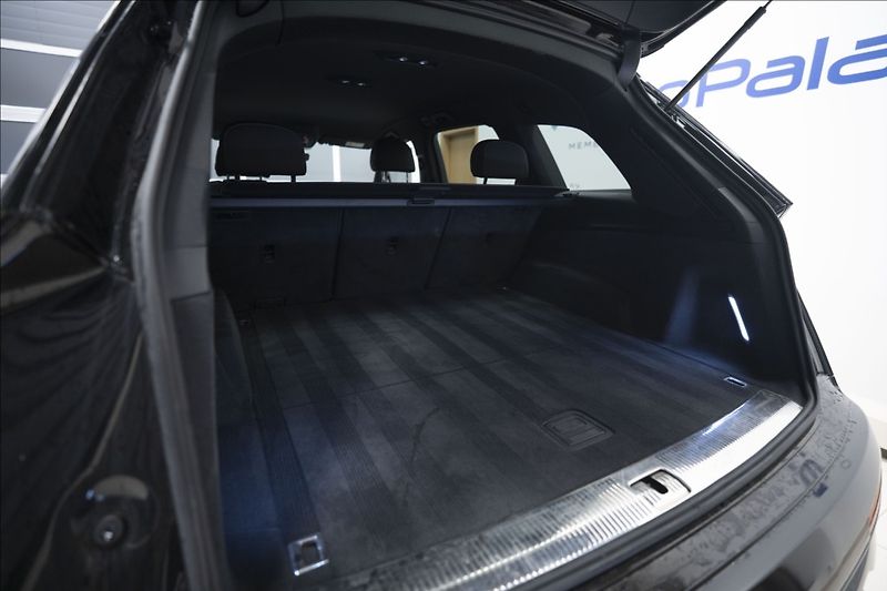 Audi Q7 3,0 TDI QUATTRO S-LINE 1. MAJ - fotka 44 z 45