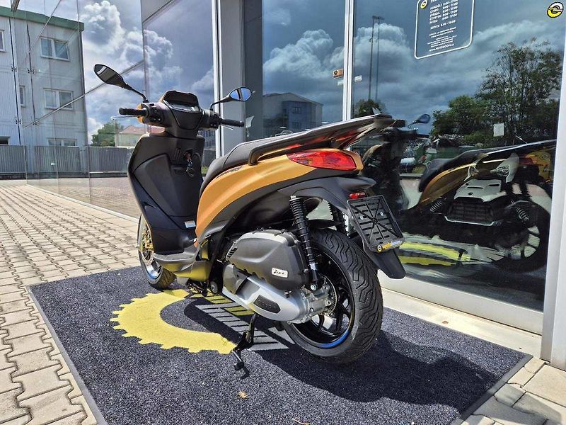 Piaggio (2026) Medley 200 S EU5+ - fotka 6 z 22