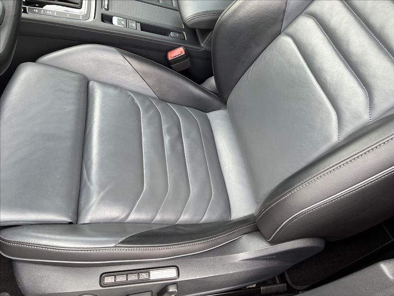 Volkswagen Arteon Shooting Brake 2,0 TDI PANORAMA WEBASTO TAŽNÉ - fotka 13 z 36