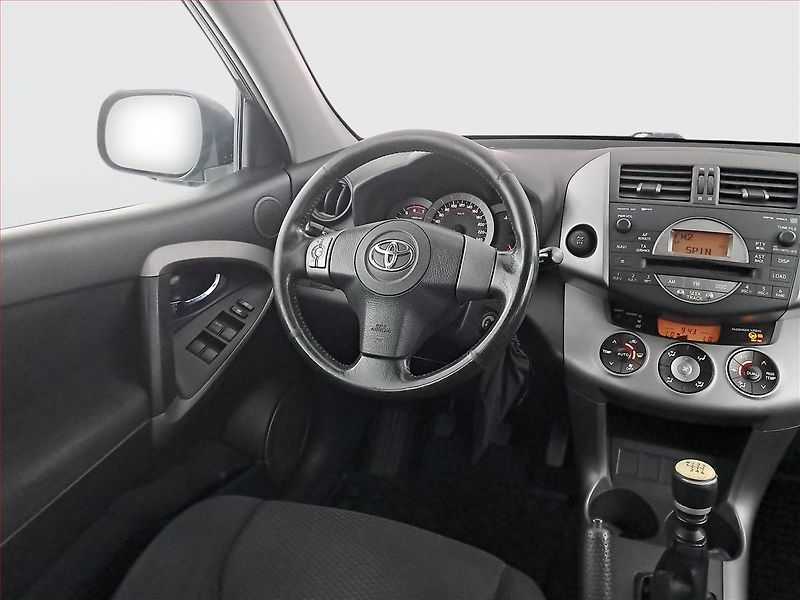Toyota RAV4 (2007) 2.2 D-4D, 4X4, nová STK - fotka 7 z 16