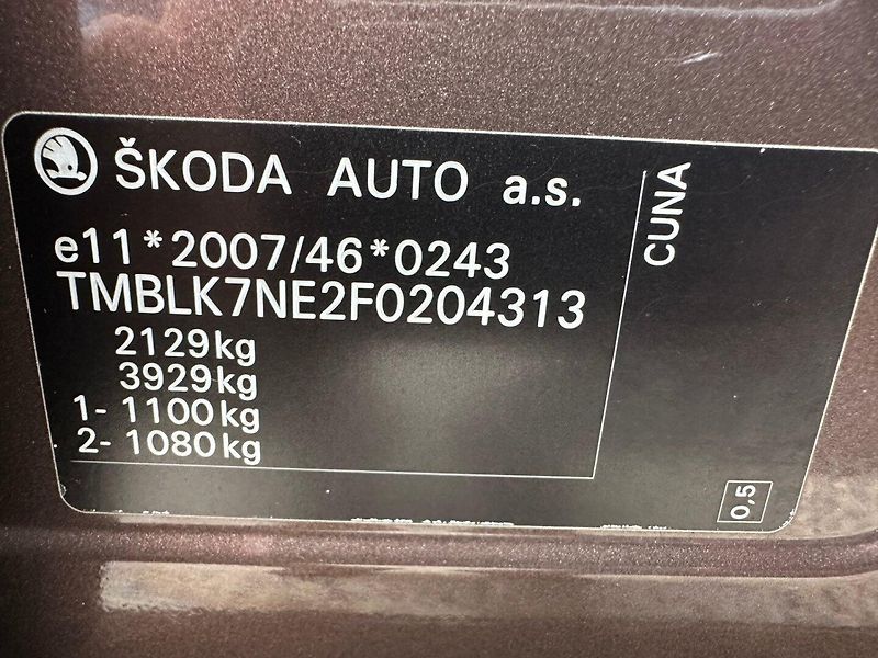 Škoda Octavia (2015) Scout 2.0Tdi 135Kw DSG - fotka 16 z 31