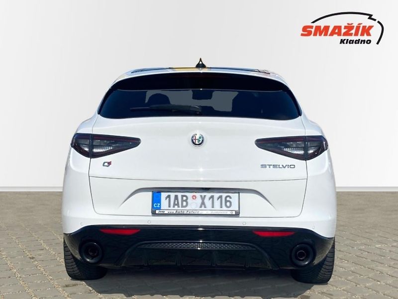 Alfa Romeo Stelvio (2024) 2,2 JTD  Veloce (154kW) NM 4x4 - fotka 6 z 33