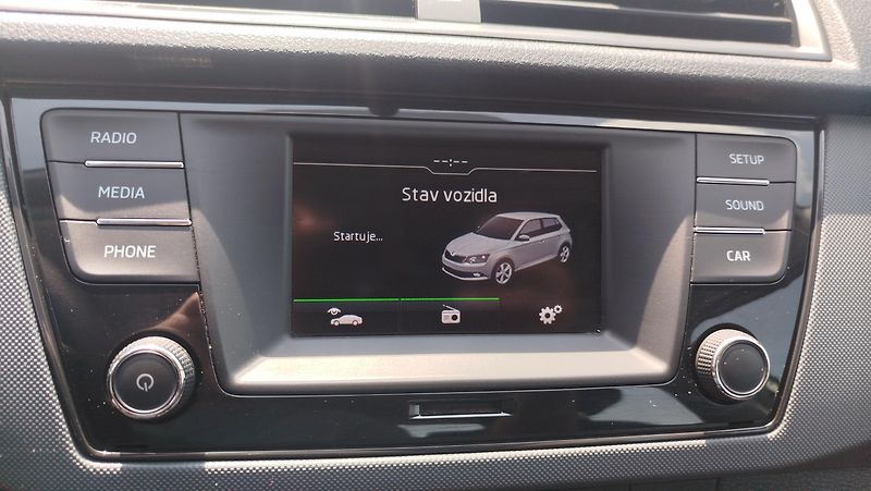 Škoda Fabia (2018) 1.0 MPi  ++ klimatizace ++ - fotka 8 z 26