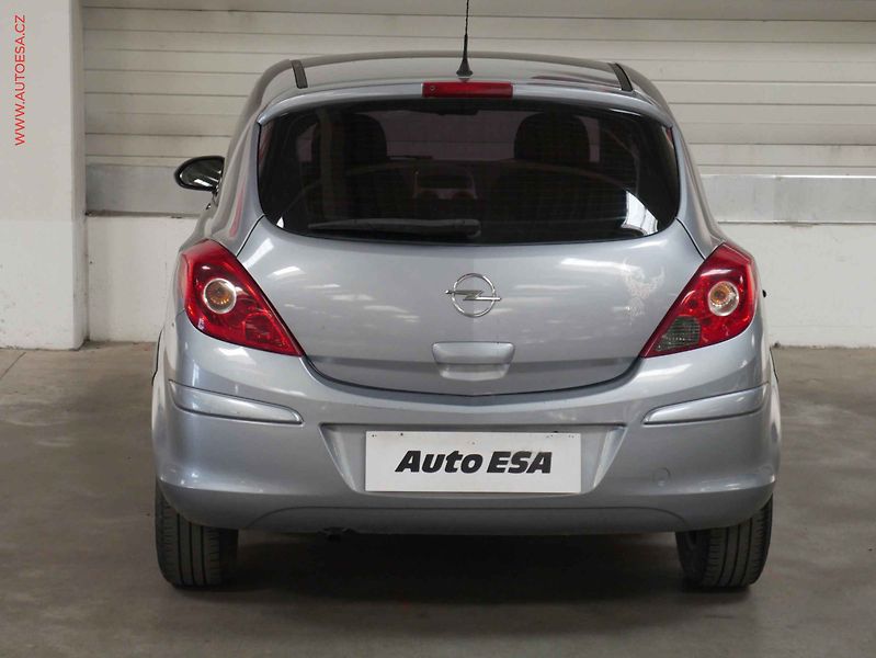 Opel Corsa (2009) 1.0i, AC - fotka 5 z 15