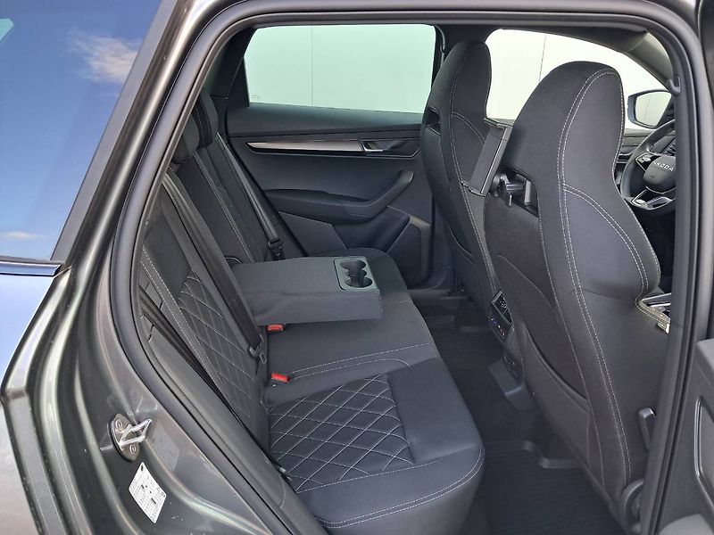 Škoda Karoq (2026) Sportline 2.0 TDI / 110 kW 4x4 - fotka 24 z 30