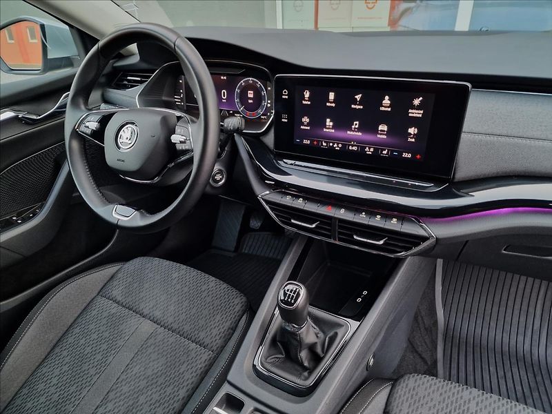 Škoda Octavia 1.5TSI 110kW Style, ČR,1.Maj. - fotka 40 z 50